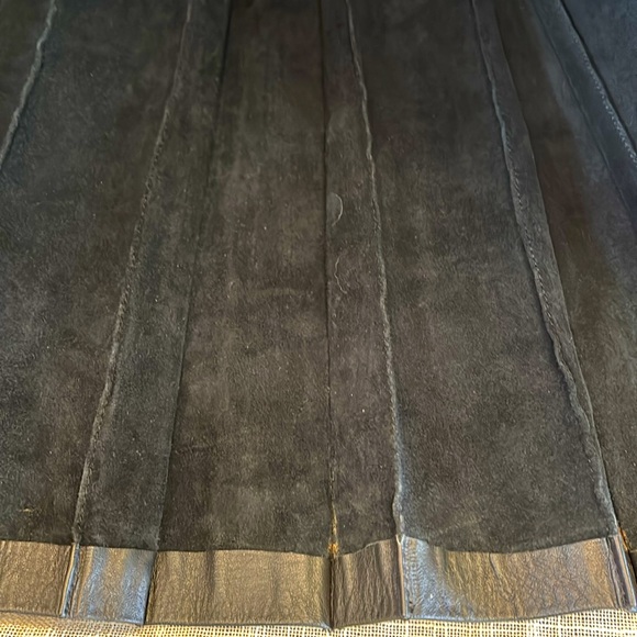 Pleated Genuine Leather Mini Dress, British GameBirds, Medium, EUC, Black - Picture 7 of 14